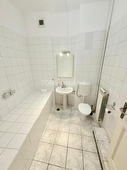 MOȘILOR - VILA DE ÎNCHIRIAT-  PENTRU BIROURI- CLINICA MEDICALA - AFTER SCHOOL - 29