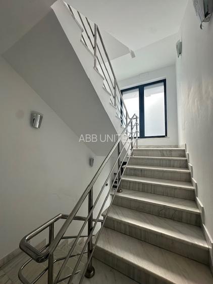 Cotroceni , Doctor Carol Davila, metrou Eroilor, piscina, constructie 2000! - 9