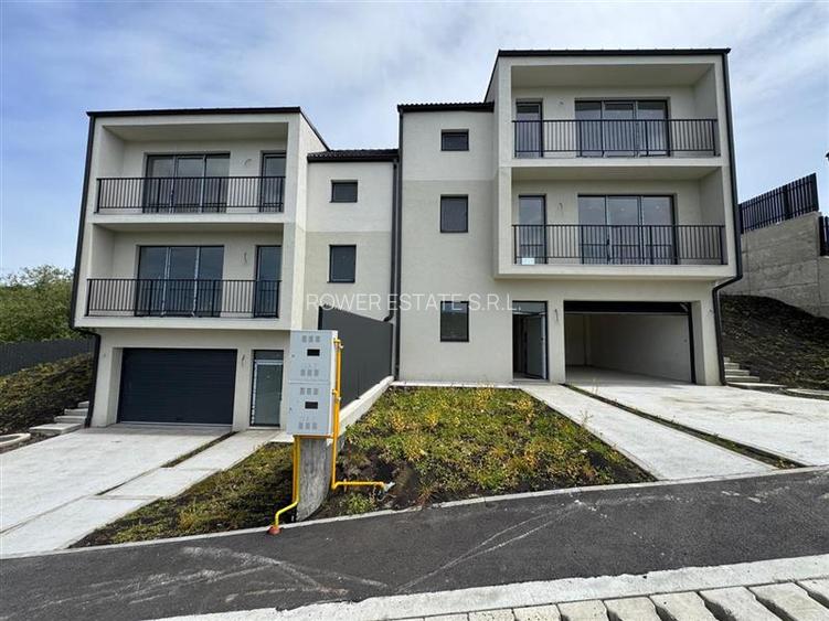 Casa Tip Duplex situata in Chinteni! - 2