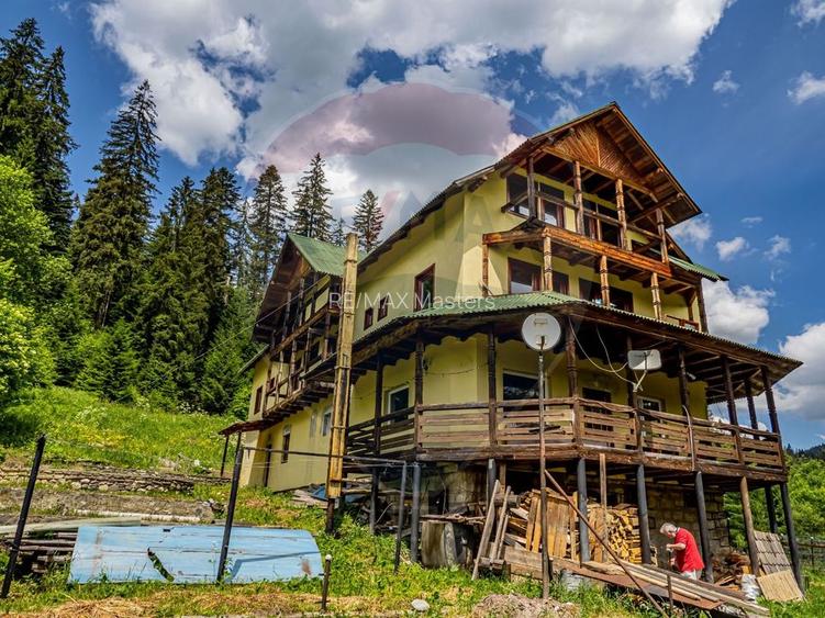 Vila / Pensiune cu 20 camere de vânzare în Câmpulung Moldovenesc, SV - 3