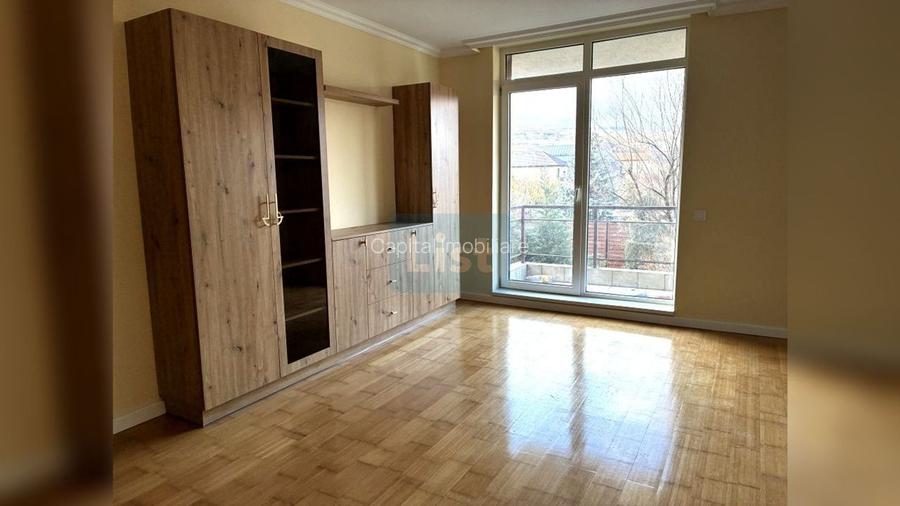 Apartament cu 2 camere de vanzare in Borhanci - 2