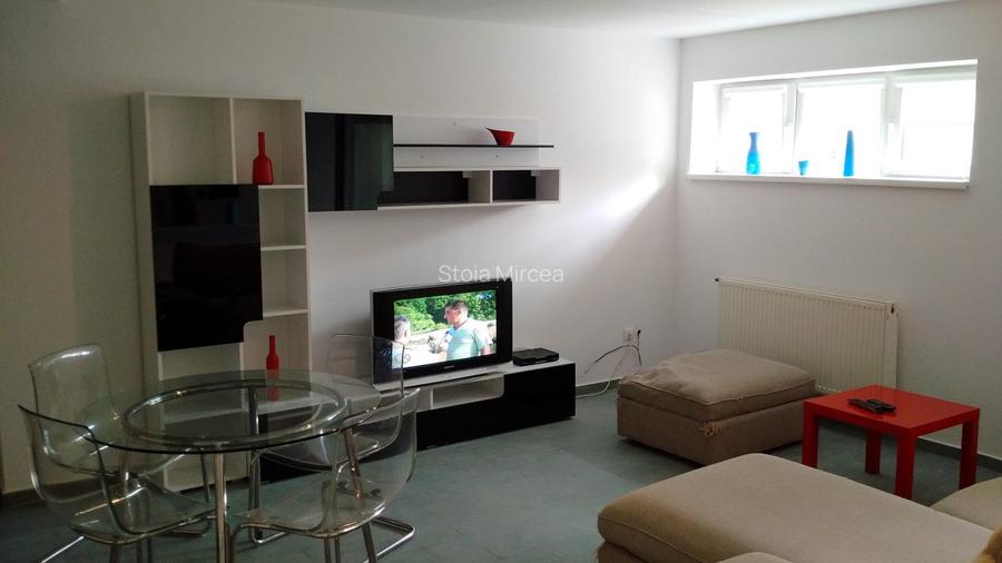 Apartament 2 camere+curte exterioara, parter zona Strand, parc D. Cantemir - 9