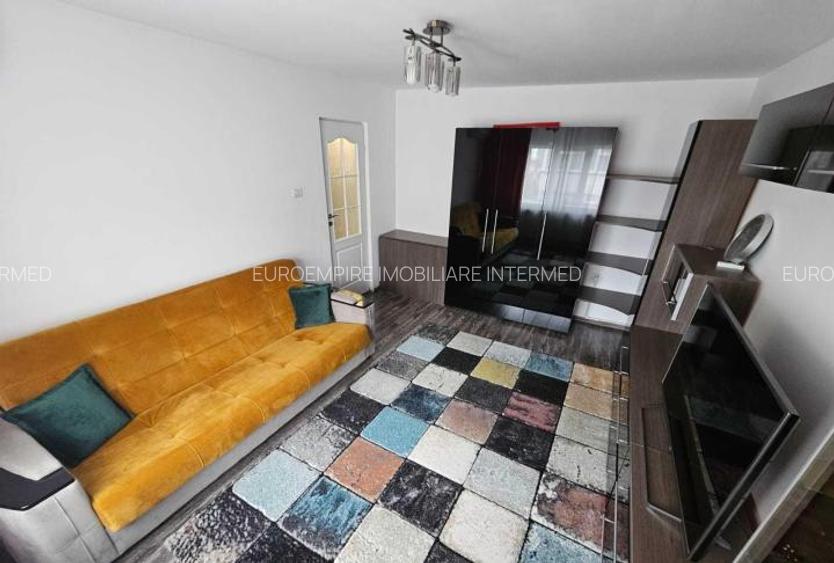 Apartament 3 camere decomandate zona Icil Constanta - 3