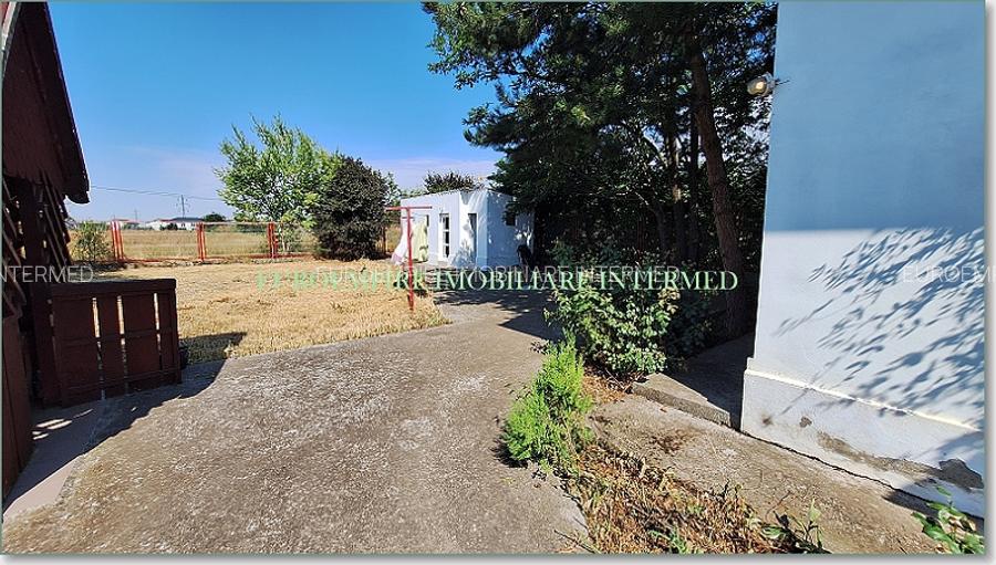 Casa P+M de vanzare in Lazu - 5