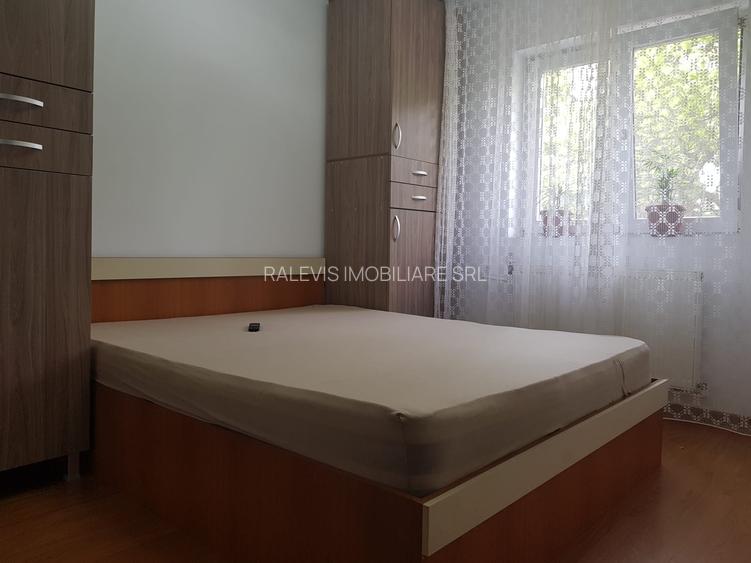 Apartament 2 camere Piata Resita, etaj 1, curat, 360 euro - 5