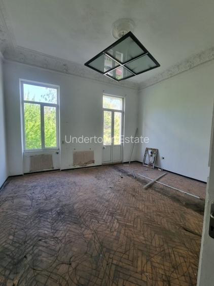 Casa lui Nicolae Dinischiotu - 60 camere - Imobil Istoric - 24