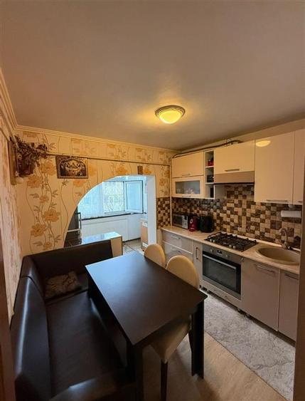 Apartament 3 camere decomandat Nicolina Belvedere