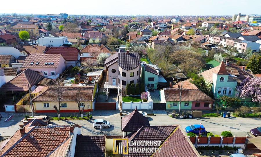 🏡 VILA DEOSEBITĂ DE VÂNZARE ÎN ARAD – ZONA CENTRALĂ