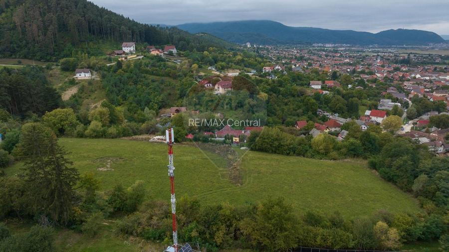Proiect autorizat (AC) pentru constructia a 6 vile individuale P+M - 7