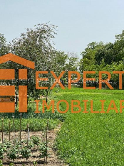 Casa de vanzare, situata in MIHAIL KOGALNICEANU - 13