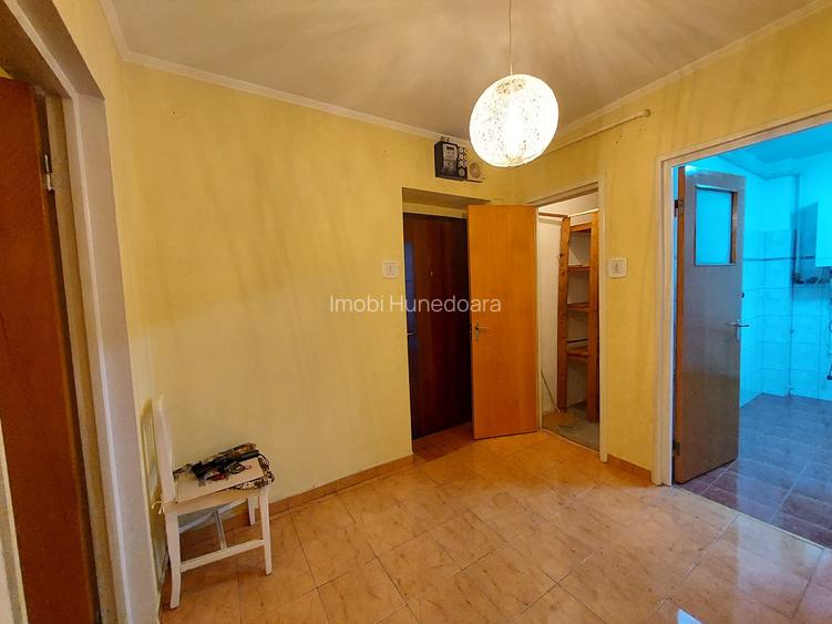 Apartament 3 Camere spatios, Parter Înalt, cu Garaj  – Deva, Zona Titu Maiorescu - 17