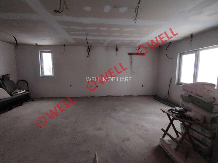 Proprietate de vânzare formată din două case, în Moacșa! - 6