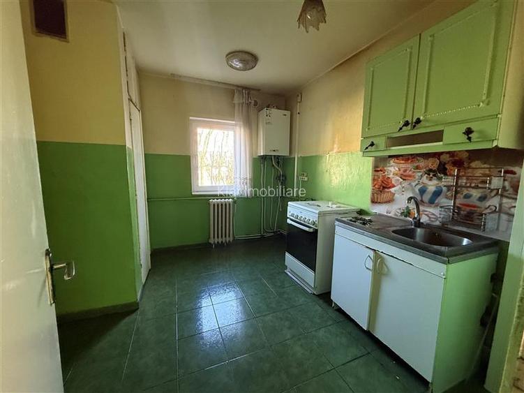 Apartament 4 camere la 5 minute de gara - 3