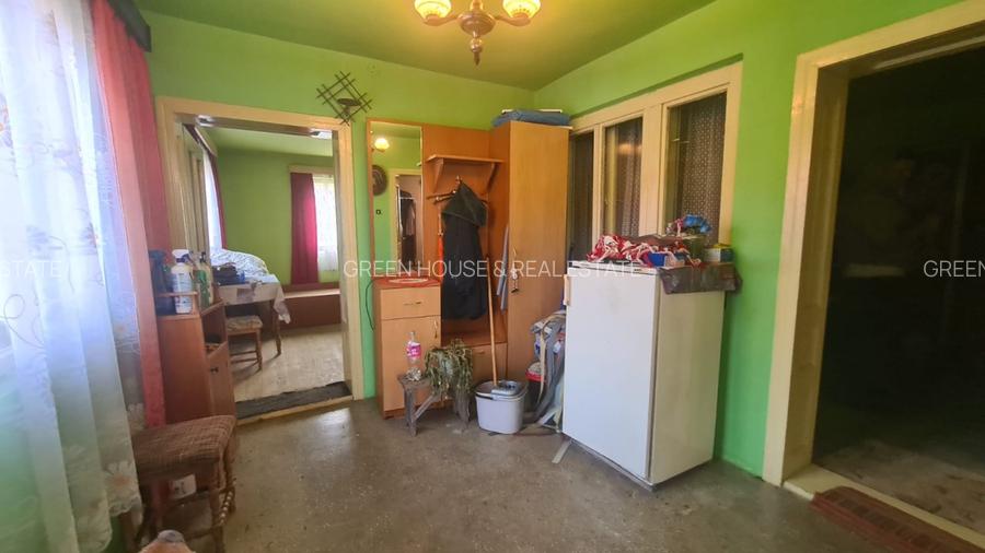 Pret Redus ! Casa cu teren zona Roscani,Tinutul Pastravariilor - 4