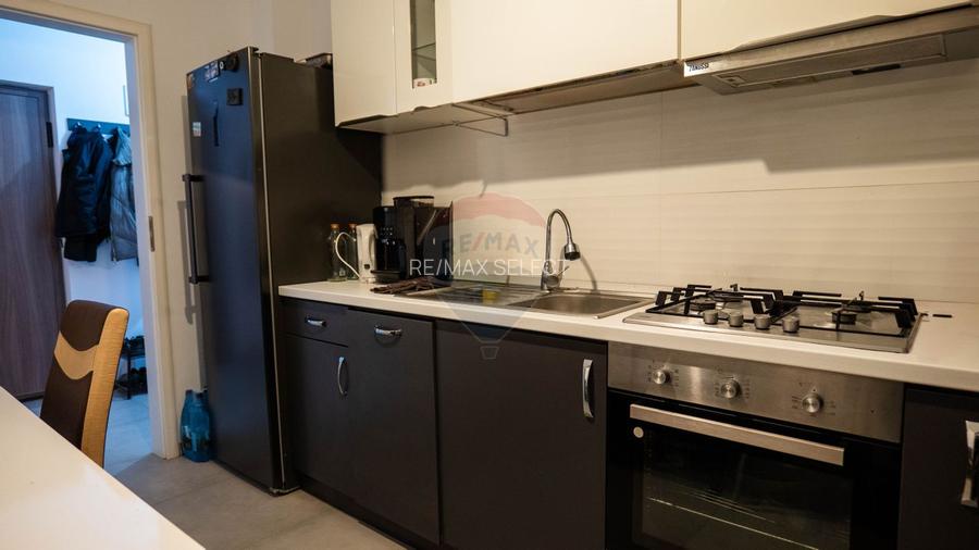 Vanzare apartament 3 camere, decomandat spatios si luminos, Dobroesti - 6