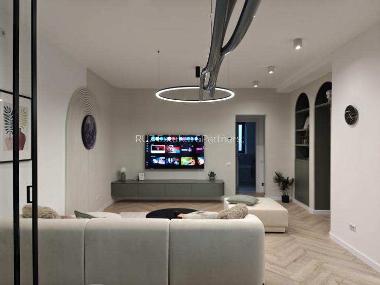 Apartament premium pe etaj intreg de vila | 5 camere | Renovat | Primaverii - 6