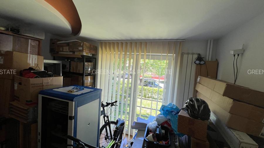 Apartament 2 camere transformat in spatiu - 2