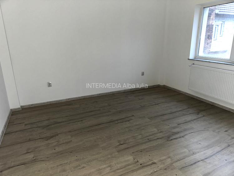 Apartament 3 camere 66 mp Bloc NOU Finisat Modern Balcon 2 locuri parcare Sebes - 5
