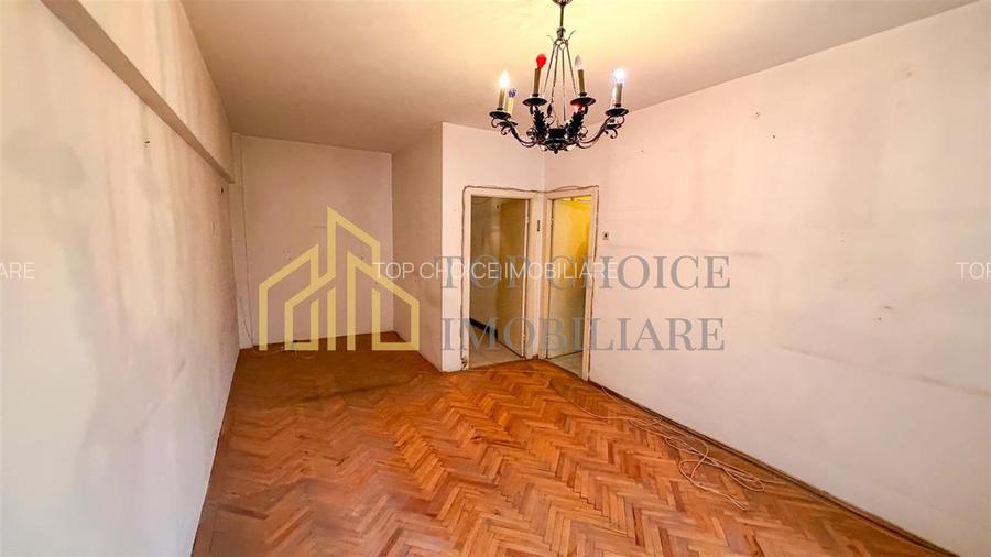 GARSONIERA SPATIOASA CU PARCARE SI BOXA - STEFAN CEL MARE - PARTER INALT - BLOC - 2