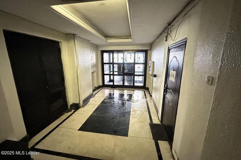 B-dul Carol I, 93 mp utili, stradal, etaj 6 din 7, amenajat, 2 bai - 35