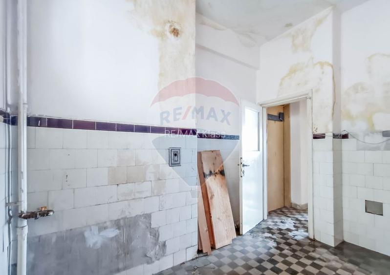 Vanzare Apartament 3 Camere, 2 Balcoane+2 Boxe, Universitate-P. Romana - 9