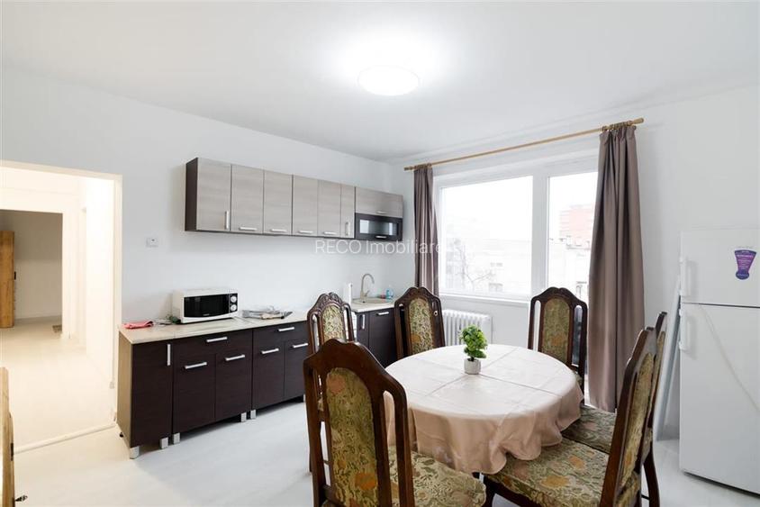 RECO Apartament cu 4 camere Central - 2