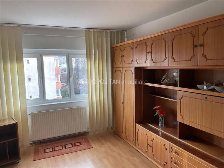 Apartament 2 camee zona Garii - 2