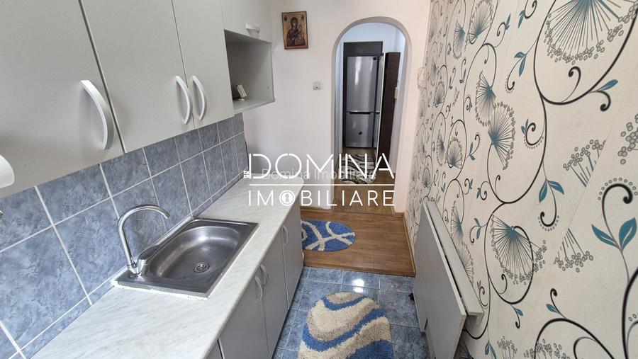 Vânzare apartament 2 camere *etaj 3* - Strada 22 Decembrie 1989 - zona 8 Mai - 6