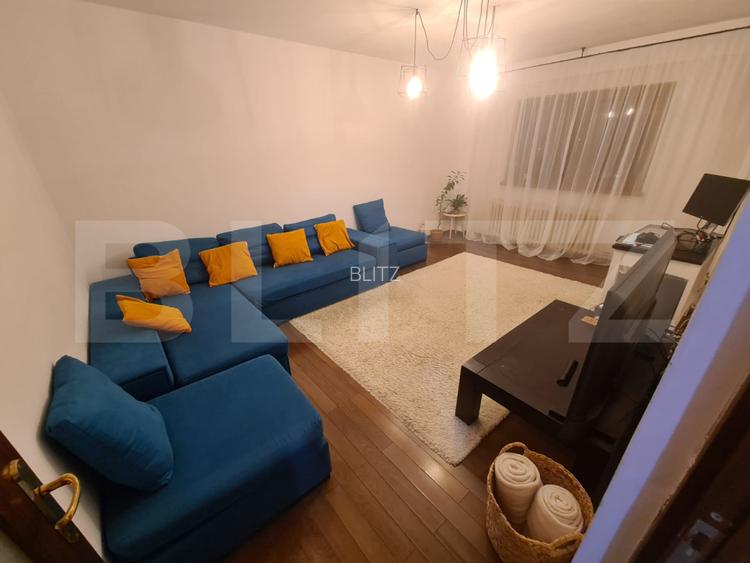 Apartament decomandat, 3 camere, 2 bai, zona Nicolina  - 2