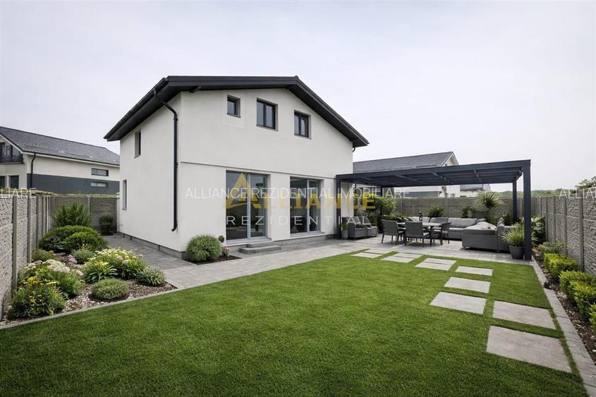 Vila individuala - 4 camere - 3 bai - 200m de bulevardul principal - 7