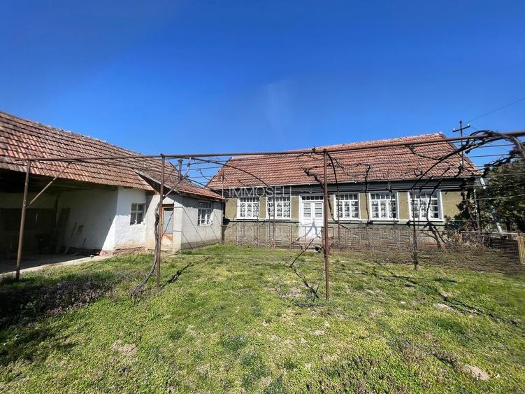 Casă tradițională la sat +teren 1.500 mp. Sat  Săbolciu-47000 euro neg - 6