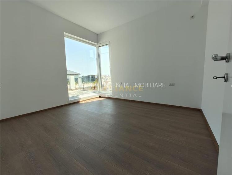 Casa Individuala - 4 camere - 350 mp teren - 100 mp utili - 5