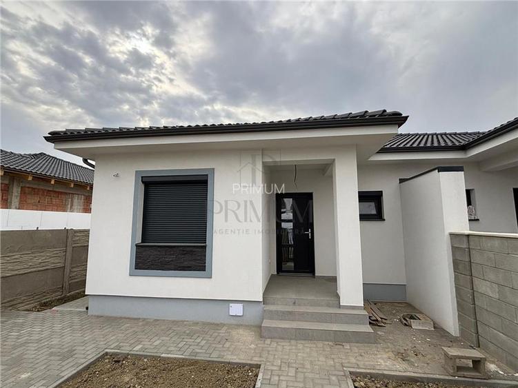 Duplex parter - posibilitate alegere finisaje - zona foarte buna - toate utilita - 4