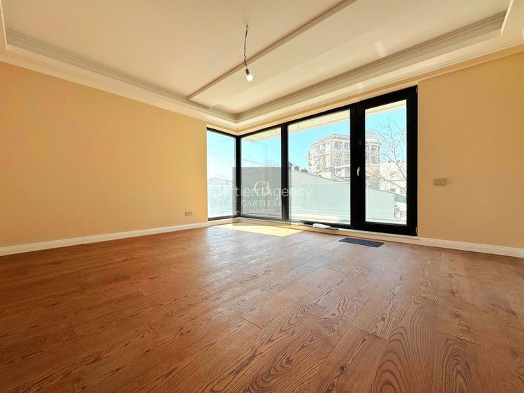 4 CAMERE + PARCARE( 2 AUTO)| PALATUL PARLAMENTULUI | COMISION 0 - 4