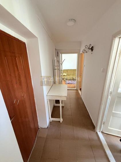2 camere| vis a vis de Liceul Loga| zona superba, linistita| centrala proprie| - 11