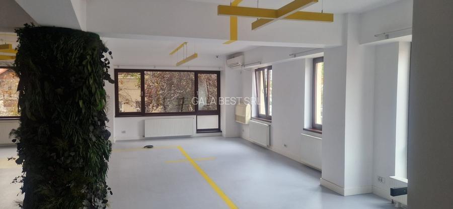 Piata Unirii- zona Patriarhie, vila spatioasa 380mp, birou - 7