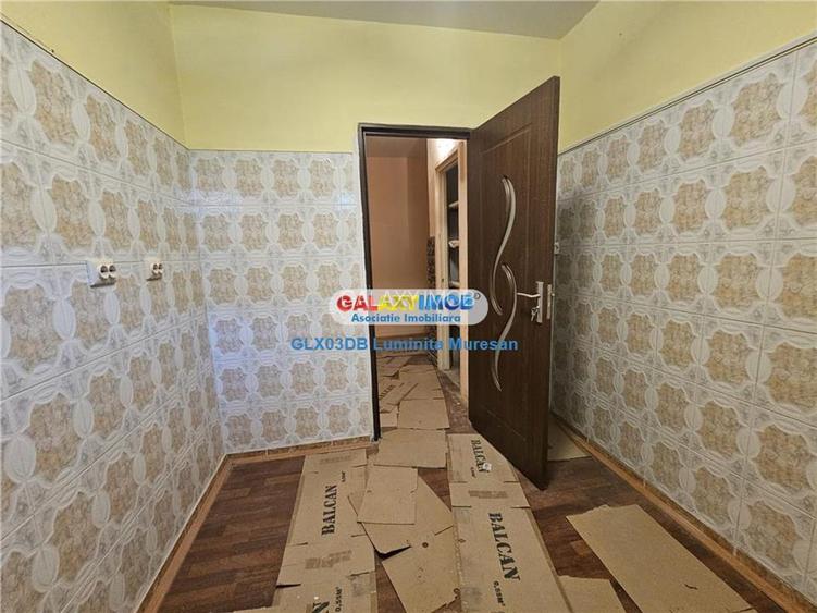 Vanzare apartament 2 camere semidecomandat Targoviste Micro 9 - 23