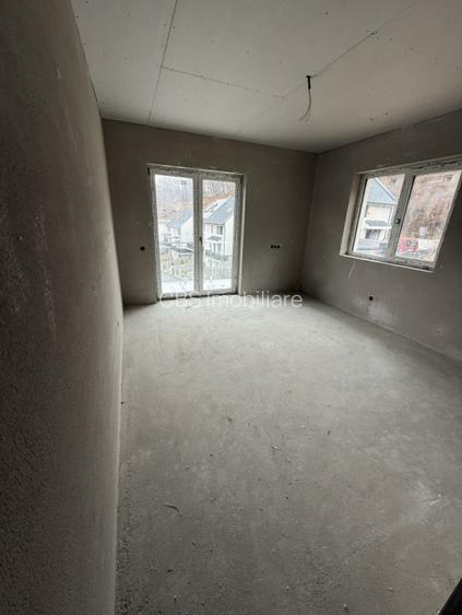 Duplex de vanzare in Floresti ,zona Manastirii Taut 120mp utili teren 250mp  - 10