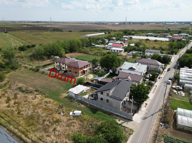 Teren intravilan 650 mp, utilități  - 2