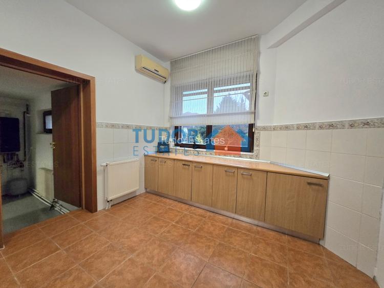 Spacious 4 Bedroom Individual Villa with 800sqm Garden in Gated Compound - 9