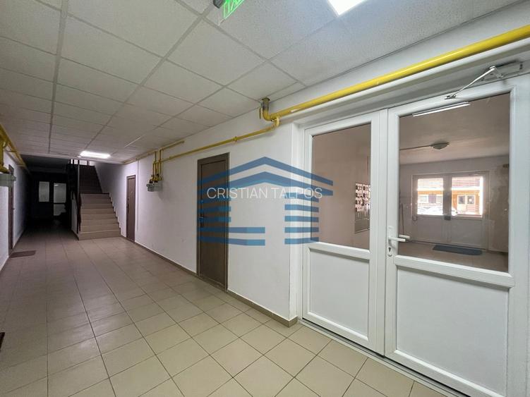 Garsoniera 42 mp - Încălzire in pardoseala -10 min de Coresi-Subcetate - 11