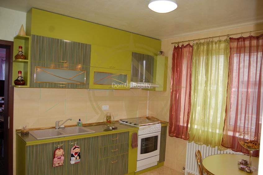 DOM00403 - Vila de vanzare cu vedere la lac Laguna Albastra Corbeanca - 13