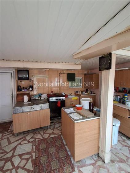 CASA DE VANZARE SATUL CATOLIC CARTIER 6 MARTIE ONESTI - 13