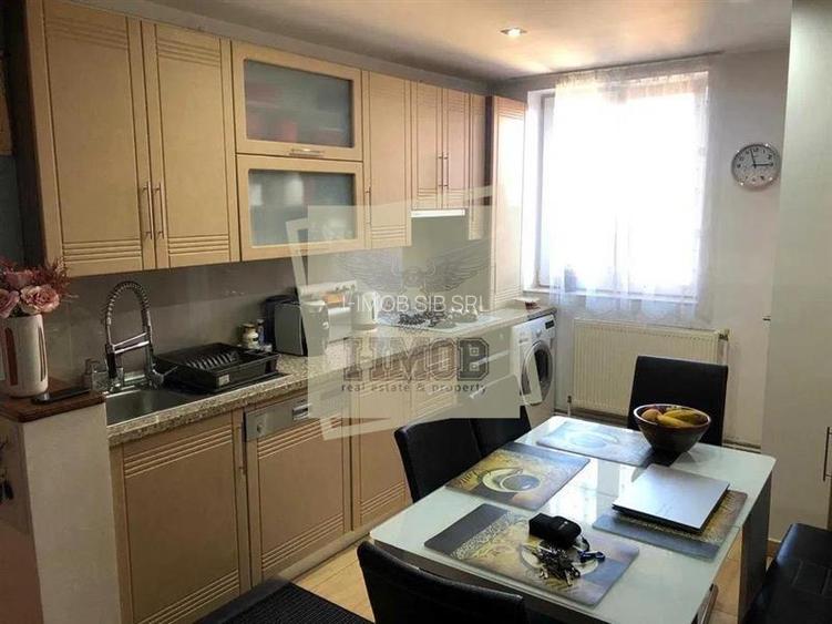 Apartament etajul 1 cu 3 camere 2 bai pe Calea Turnisorului - 4