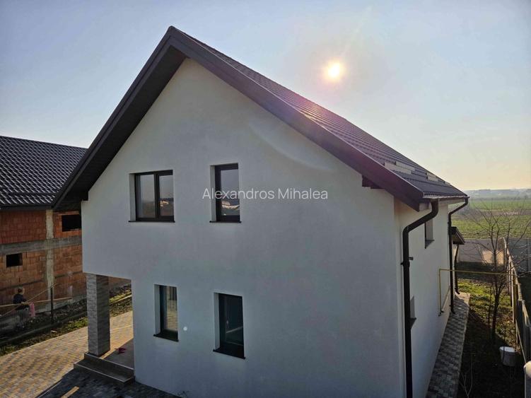 Casa de vanzare in zona Cornetu, jud. Ilfov (3 min de A0 si viitorul M7) - 2