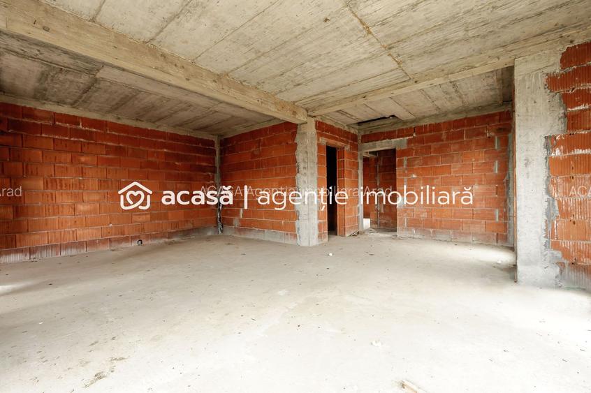 Casă nefinisata la sol in Fântânele, cartier nou Comsion 0 - 7