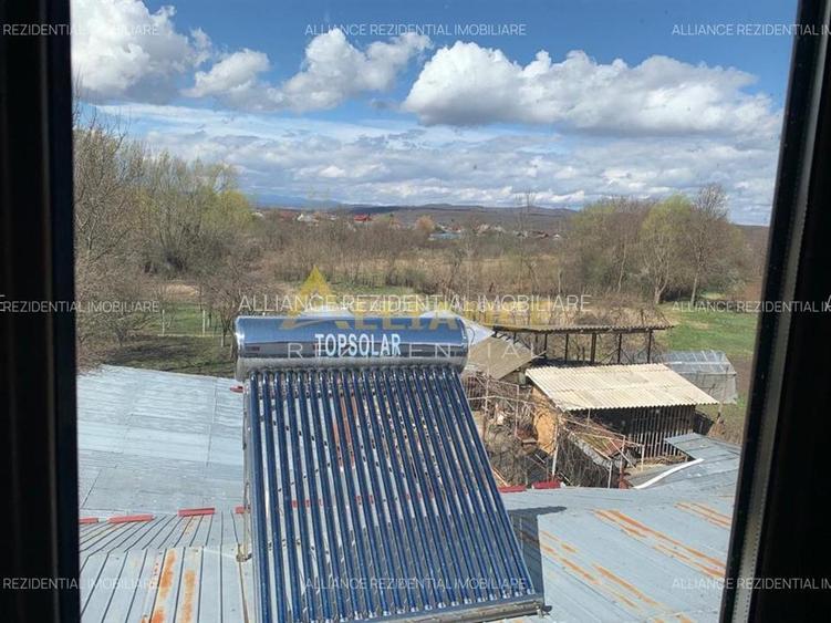 Casa superba la poalele muntilor - 7