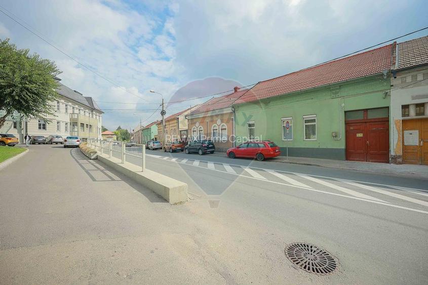 Casă / Vilă cu 4 camere de vânzare Ultracentral Str. Louis Pasteur - 21