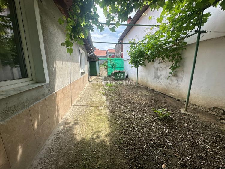 Casa Individuală RENOVABILA, 65 mp| 331 mp teren| zona Cugir - 2