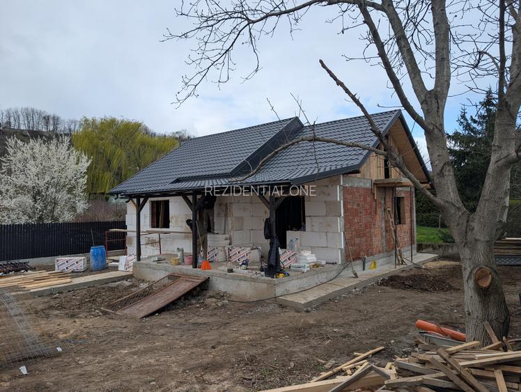 Casa Hemeius - încălzire pardoseala,  toate utilitățile, finalizare mai 2026 - 3